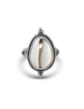 Cowrie ring maat 8