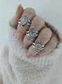 Dotted vashi en de Moondrub ring