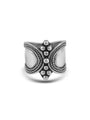 Dotted vashi en de Moondrub ring