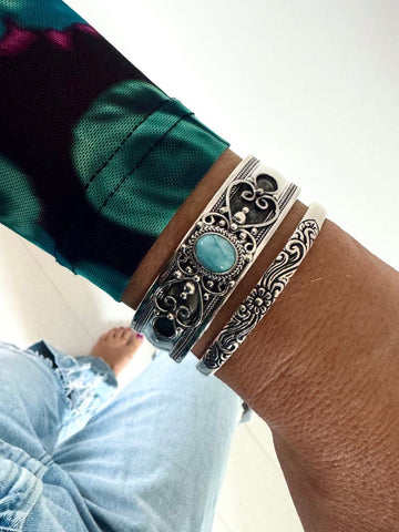 Raja Larimar Bangle