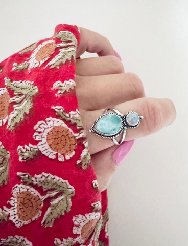 Ay Larimar Maansteen Ring
