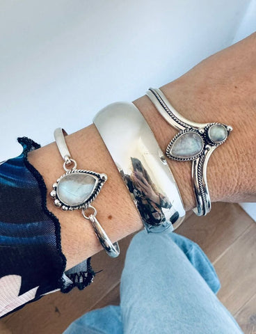 Naya Maansteen Bangle