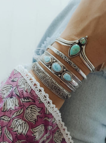 Panah Larimar Bangle